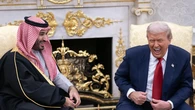 Un acuerdo de 30 años, miles de millones y poca supervisión: lo que se sabe del pacto nuclear entre EE UU y Arabia Saudí