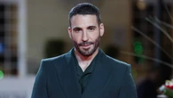 Miguel Ángel Silvestre, pillado "flirteando fuertemente" con una conocida cantante de "Operación Triunfo"