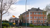 Moncloa refuerza con más agentes las medidas de seguridad mientras paga "tarde y mal" las horas extra