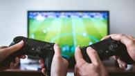 Alerta sobre la adicción que pueden causar las "cajas botín" en videojuegos entre jóvenes