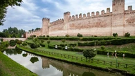 La ciudad amurallada medieval más bonita está en Europa: se mantiene intacta desde su construcción hace más de ocho siglos