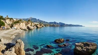 Andalucía: vacaciones en una costa de contrastes entre dunas y calas