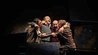'Los lunes al sol' cambia el cine por el teatro: la solución está en el bar