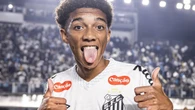Un equipo de LaLiga contacta con los agentes del hijo de Robinho para conocer su precio