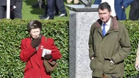 Sir Tim Laurence, de escudero de la reina Isabel a contrafuerte en Windsor