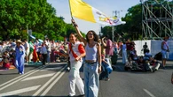 La noche siguió siendo de la juventud del papa
