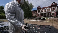 La muerte de 21 estudiantes en Starobilsk abre el debate en Rusia sobre atacar Europa