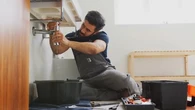 España necesita 25.000 fontaneros y alerta del riesgo de colapso en el sector de la vivienda