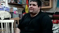 Álvaro Muñoz, el joven del vídeo viral de la piscina de Teruel, quiere ser sacerdote: "La fe me salvó"