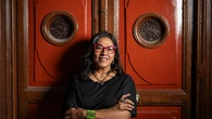 Socorro Venegas: «La globalización es una falacia, no se aprecia la diversidad cultural»