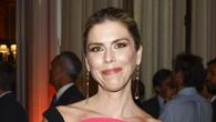 Manuela Villena convierte el negro en el color más elegante del verano con el vestido de invitada perfecta que firma Inés Domecq