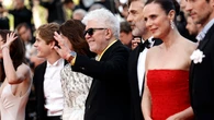 De Aitana Sánchez-Gijón a Nieves Álvarez: la gran noche española de Almodóvar conquista Cannes entre tul rojo, alta costura y glamour parisino