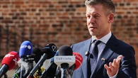Hungría niega que el exministro polaco prófugo huyera a EE UU desde su territorio