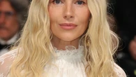 Sienna Miller confirma que ha dado a luz de una curiosísima manera