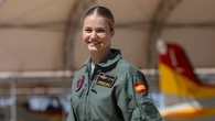 La Princesa Leonor reaparece con el uniforme más natural y deportivo en una competición de piragüismo en Murcia