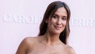 María Pombo tiene el vestido amarillo de Adolfo Domínguez perfecto para el verano y está rebajado