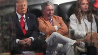 Trump se llevó una pitada en el Madison Square Garden y amagó con dormirse