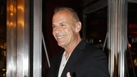 La doble vida de Carlos Lozano le aparta de su apacible vida de granjero