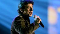 El cantante Patrick Bruel suma dos nuevas denuncias por delitos sexuales