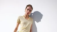 Mango quiere que te vistas de amarillo pastel esta primavera (y estas prendas lo confirman)