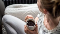 Cuál es la relación entre tomar café y la intensidad de los sueños: estas son las principales hipótesis