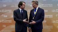 Feijóo y Aznar clausuran el Campus FAES 2025