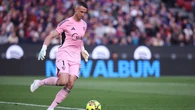 Solo quiere jugar en el Sevilla y obliga a su equipo a buscar un acuerdo con el conjunto hispalense
