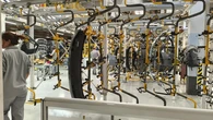 Renault y los sindicatos firman la paz salarial y desbloquean cinco nuevos modelos para sus fábricas de España