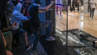 La declaración del policía de paisano de la manifestación por Palestina en Barcelona: "Se me cayó la pistola al suelo"