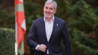 Fernando Clavijo, el hombre detrás del político: motero, padre y poco amigo de las corbatas