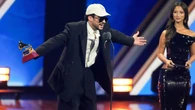 Latin Grammy: Bad Bunny agranda su leyenda y Karol G deslumbra
