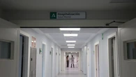 Juanma Lorente, abogado laboralista, alerta sobre cogerte la baja e irte de vacaciones: "Te pueden despedir sin indemnización"