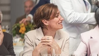 Los MIR plantan cara a Mónica García y amenazan con una huelga indefinida en septiembre
