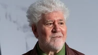 El espejo del alma de Pedro Almodóvar: su método para envejecer sin plastificarse