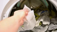 Neutrogena retira toallitas desmaquillantes en EE UU por posible contaminación bacteriana