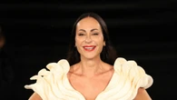 Ana Milán, musa española de L’Oréal a los 51 años: conquista la pasarela de París con fuerza y elegancia
