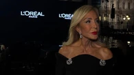 El look de Carmen Lomana en París que confirma que un vestido negro nunca falla (y siempre es el más elegante)