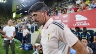 El Real Oviedo abre un expediente informativo a Hassan por sus gestos a Veljko Paunovic