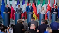 Los cinco grandes de Europa se comprometen a ganar peso en la OTAN ante las críticas de Trump