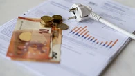 El precio de la luz se triplica en mayo respecto a hace un año y se dispara un 222% desde 2025