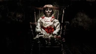Toñi Moreno se convierte en Iker Jiménez tras descubrir una muñeca Annabelle en Huelva