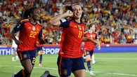 España golea a Inglaterra (4-0) y acaricia el billete directo al Mundial 2027