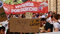 Tener un trabajo ya no te garantiza casi nada