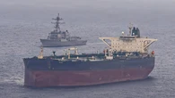 EEUU levanta las sanciones al petróleo iraní y desbloquea 12.000 millones de dólares en un giro histórico hacia Teherán