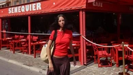 Victoria Federica confirma que las sandalias rojas más especiales del verano hablan español y se llevan en Saint-Tropez