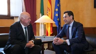 Moreno ve «posible» cerrar el pacto con Vox antes de su investidura