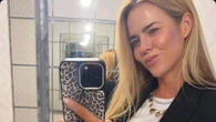 Amelia Bono combina los shorts lenceros más virales con las botas moteras de Zara que todas quieren