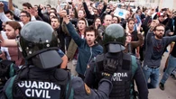El TC valora conceder el amparo a lesionados del 1-O que quieren reabrir la investigación a guardias civiles