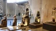 El Gran Museo Egipcio de mil millones de dólares abrirá sus puertas en El Cairo tras dos décadas de construcción.