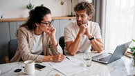 Depósitos vs cuentas remuneradas: ¿Qué es mejor? Guía para ahorrar en 2025